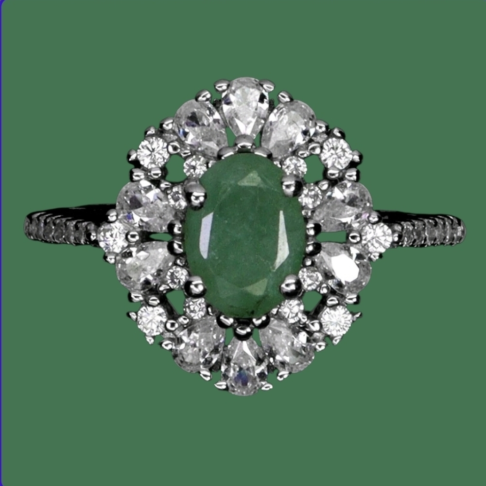 925 Sterling Silver Ring SZ 6.75 with Natural Emerald 7x5mm Gemstone
